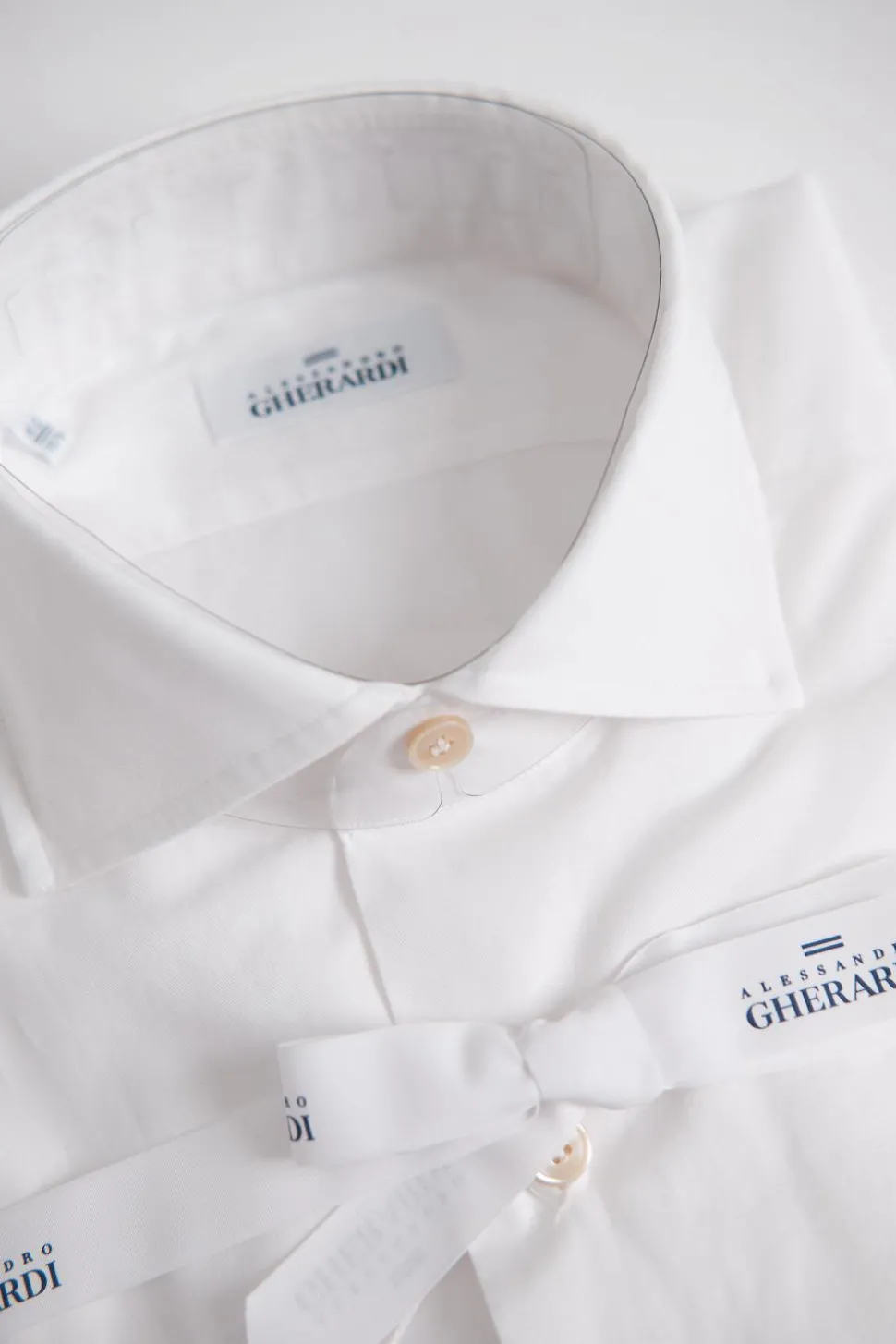 Regular Slim White Twill
