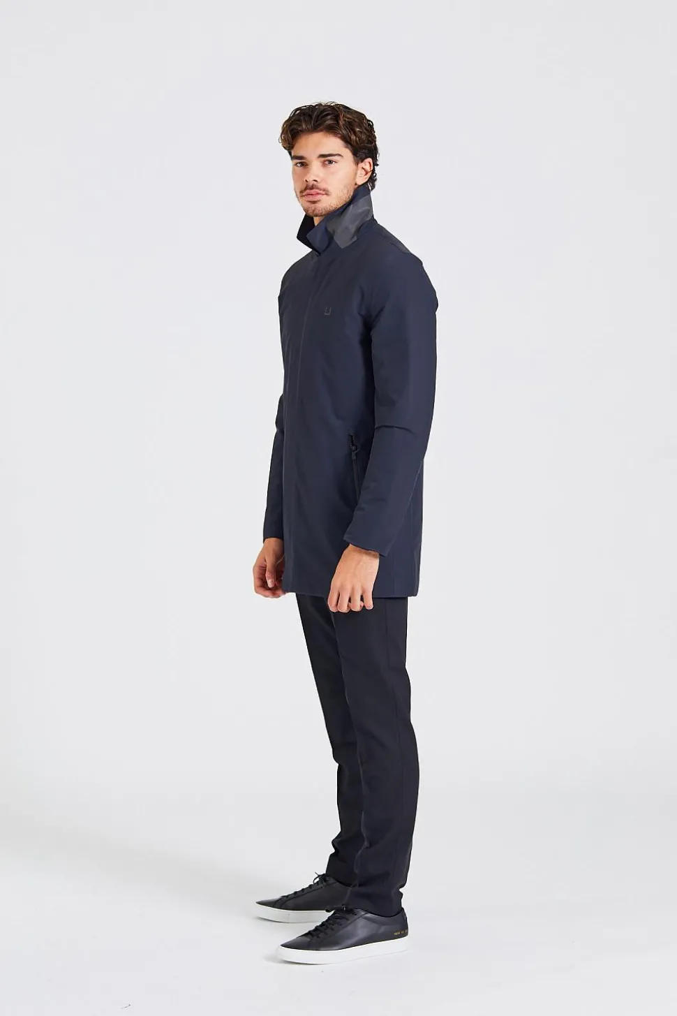Regulator Coat Black
