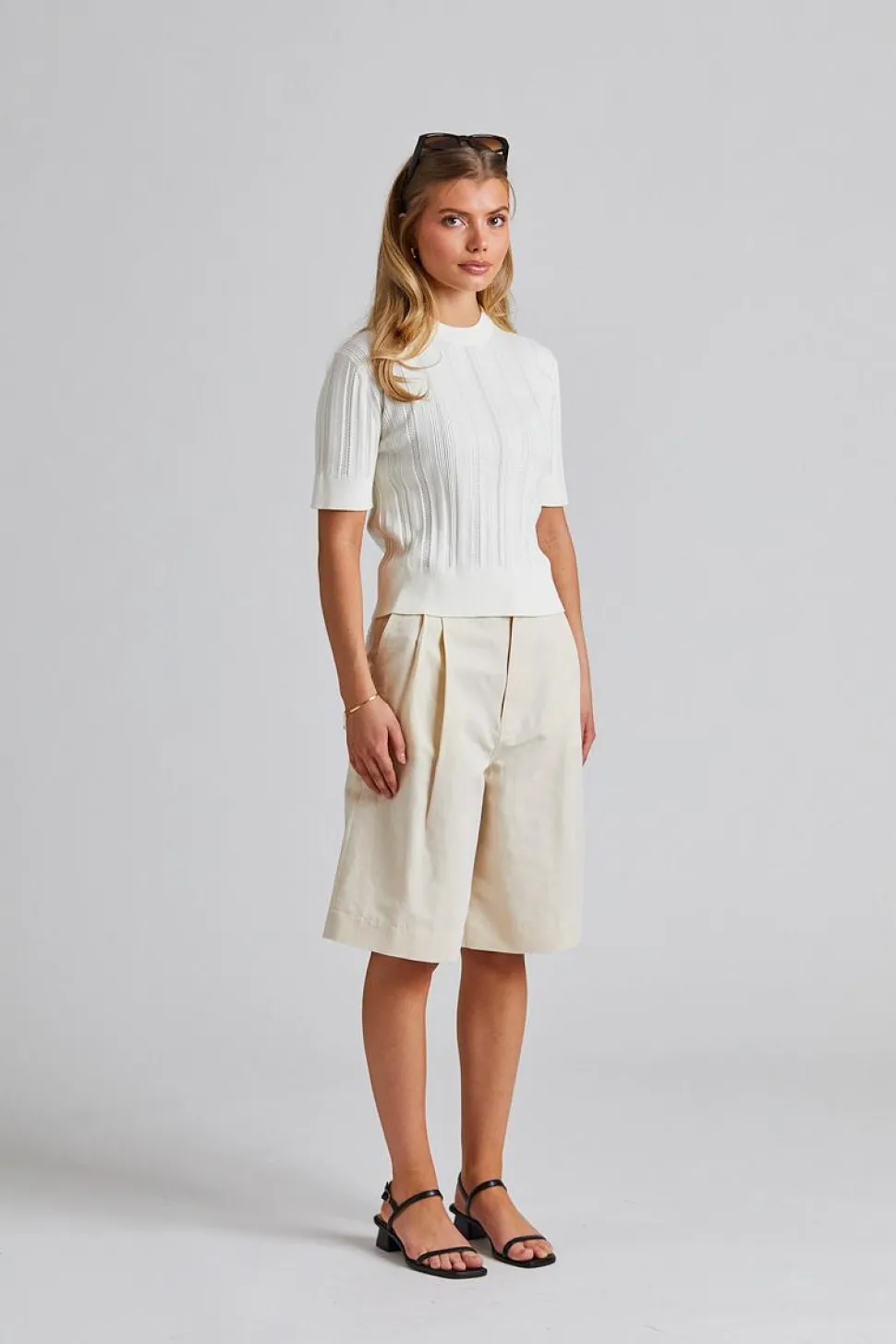 Relaxed Pleated Cotton Linen Shorts Cream White