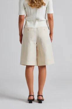 Relaxed Pleated Cotton Linen Shorts Cream White