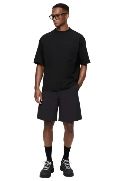 Remane Shorts Black