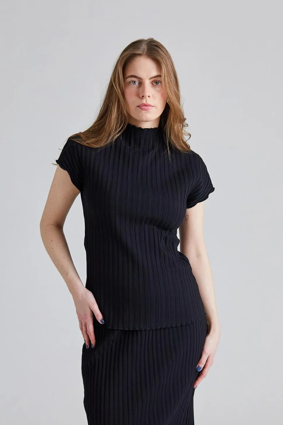 Rib Cap Sleeve Top Black