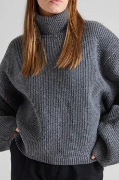 Ribbed Turtleneck Grey Melange