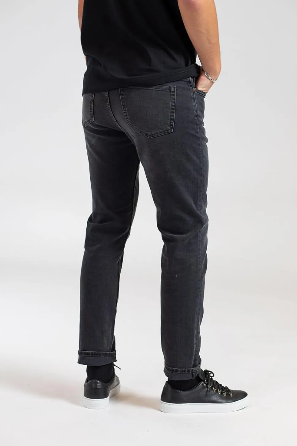 River Used Blk