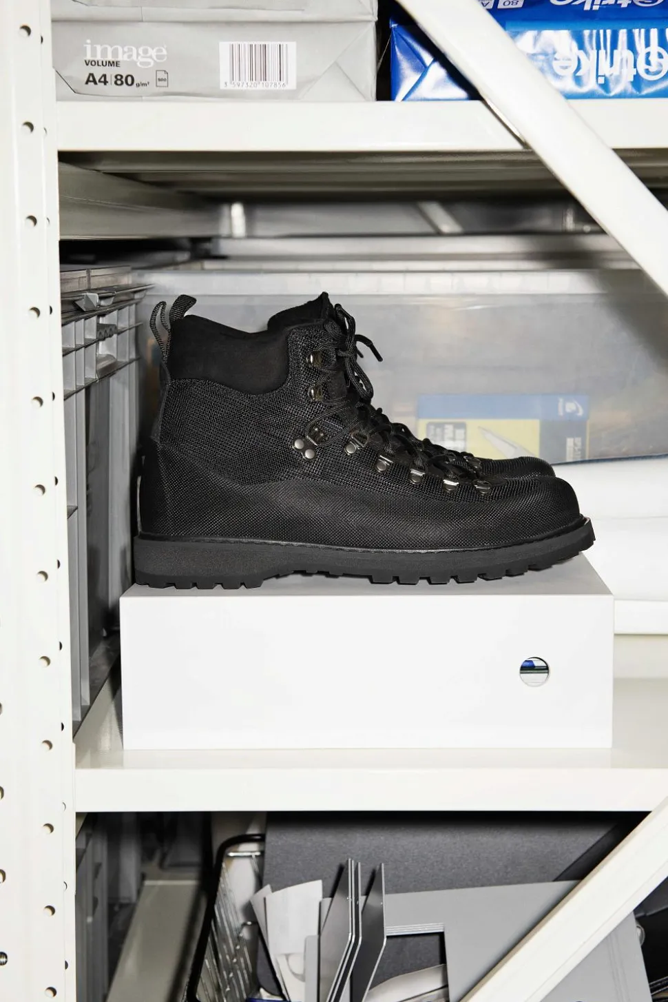 Roccia Vet Sport Black Fabric