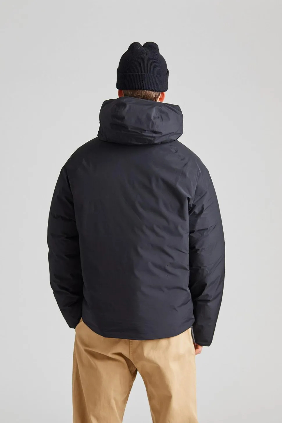 Runde Down Jacket Black