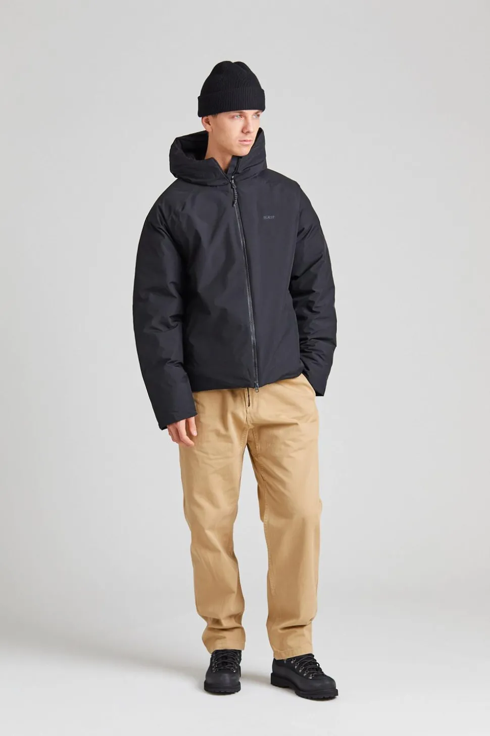 Runde Down Jacket Black