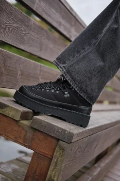 Sesto Black Shearling
