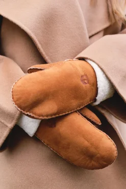 Sheepskin Mitt Cork