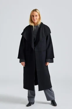 Signature Wool Cashmere Coat Black