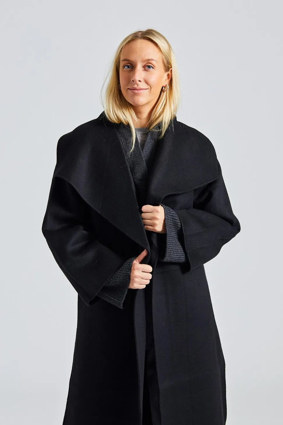 Signature Wool Cashmere Coat Black