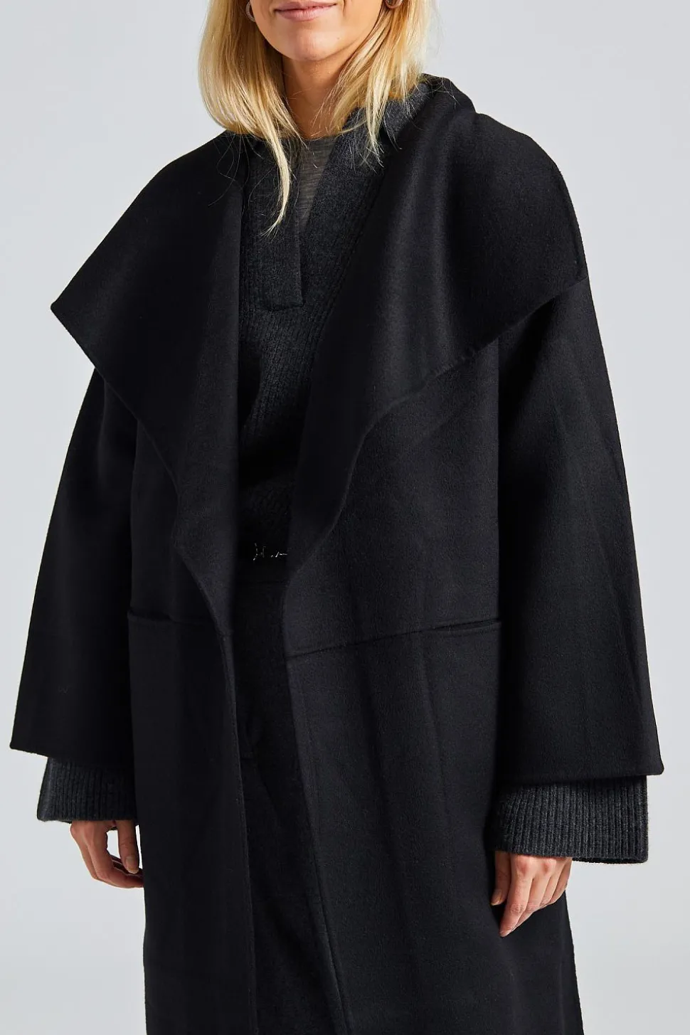 Signature Wool Cashmere Coat Black