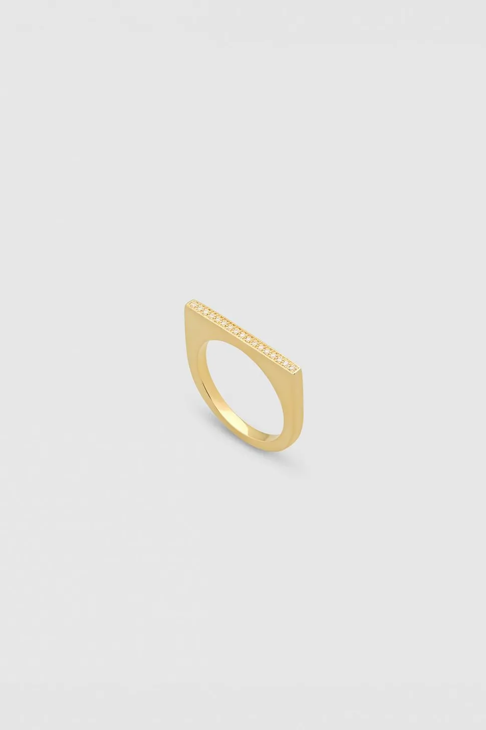 Sleek Ring Top Diamonds