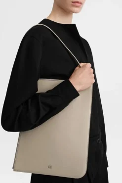 Slim Tote Fawn