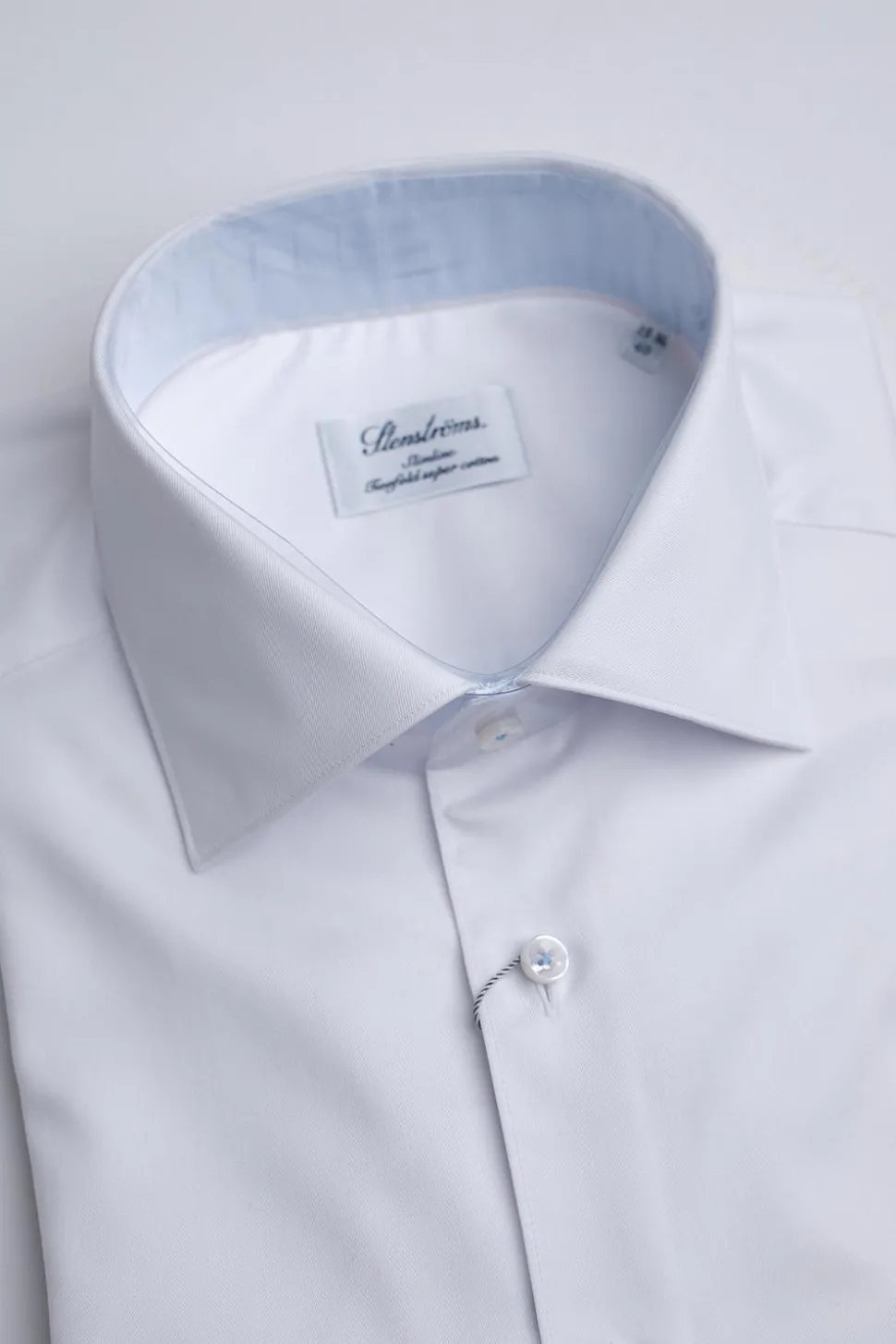 Slimline White with Lt Blue Contrast