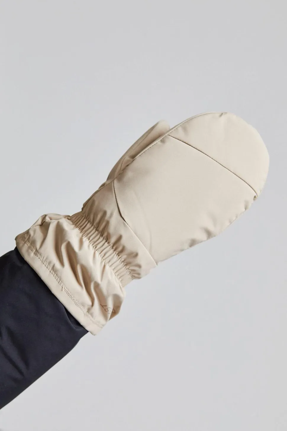 Small Mittens Beige