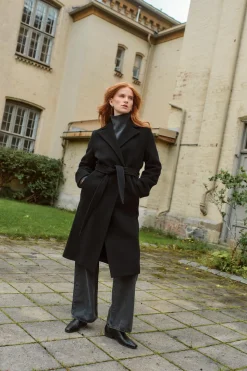 Soft Wool Belted Coat Black