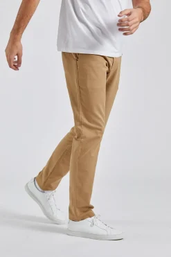 Theo Khaki