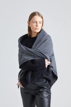 Triangle Scarf Dark Grey