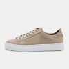 Type Earth Suede