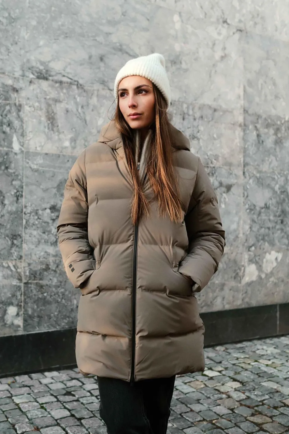 W Thundra Parka D Sand