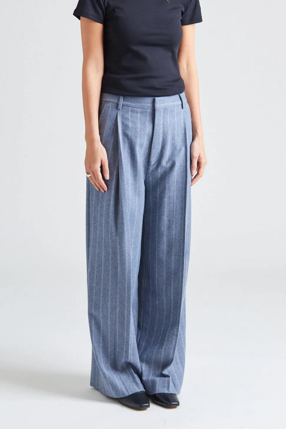 Wide Pleated Striped Trousers Grey Blue Stripe