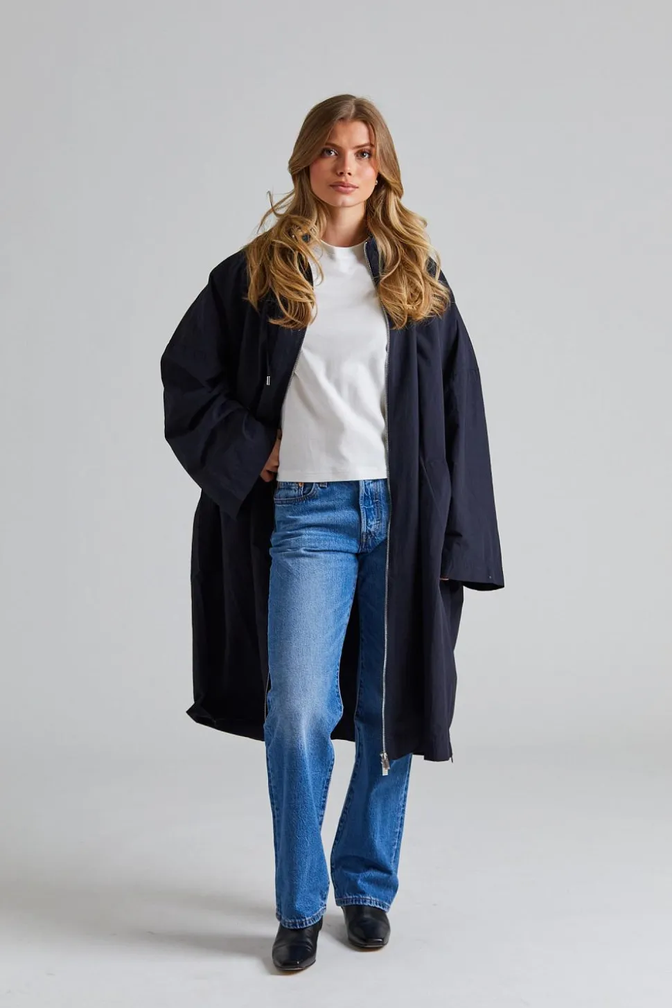 Windbreaker Coat Nightfall